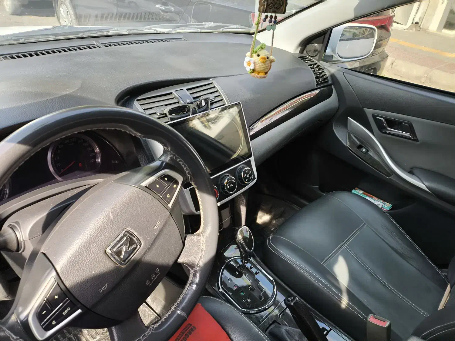 ماشین آریو اتومات|خودرو سواری و وانت|مبارکه, |دیوار