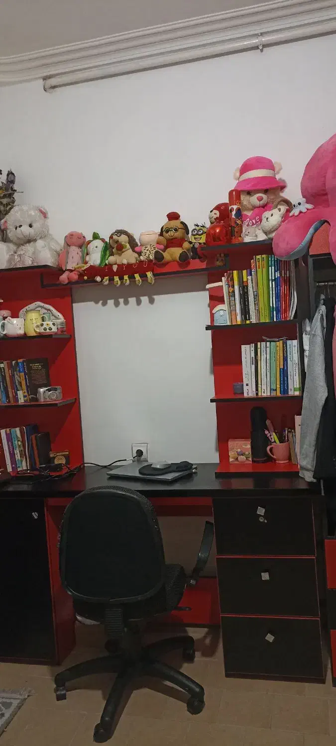 میزتحریر|میز تحریر و کامپیوتر|رشت, نخودچر|دیوار