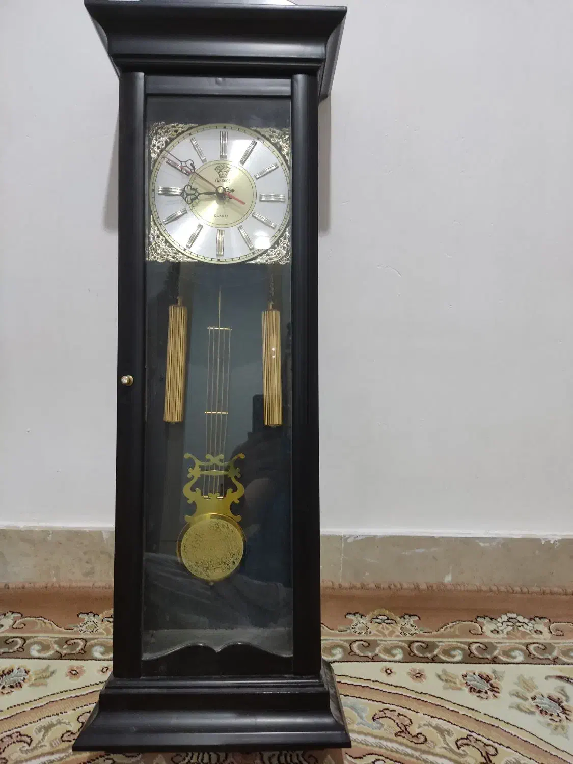 ساعت دیواری کاملا سالم بدون خط و خش|ساعت دیواری و تزئینی|زنجان, |دیوار