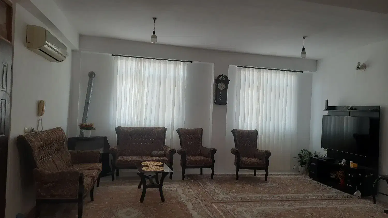 مبلمان۷ نفره|مبلمان خانگی و میز عسلی|رودسر, |دیوار