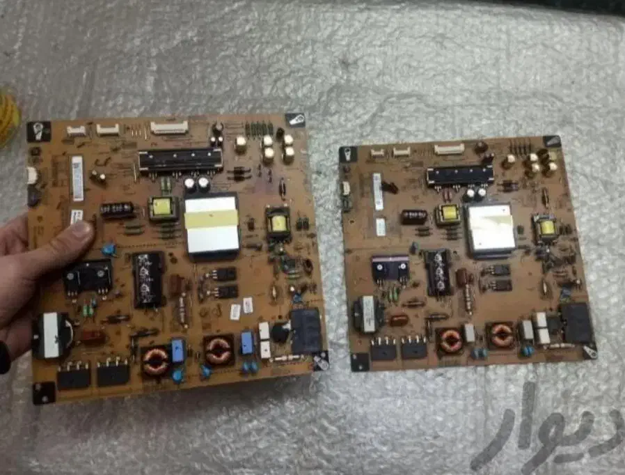 تعمیرات تخصصی تلویزیون ها و مانیتورهای LED--LCD|خدمات پیشه و مهارت|خوی, |دیوار