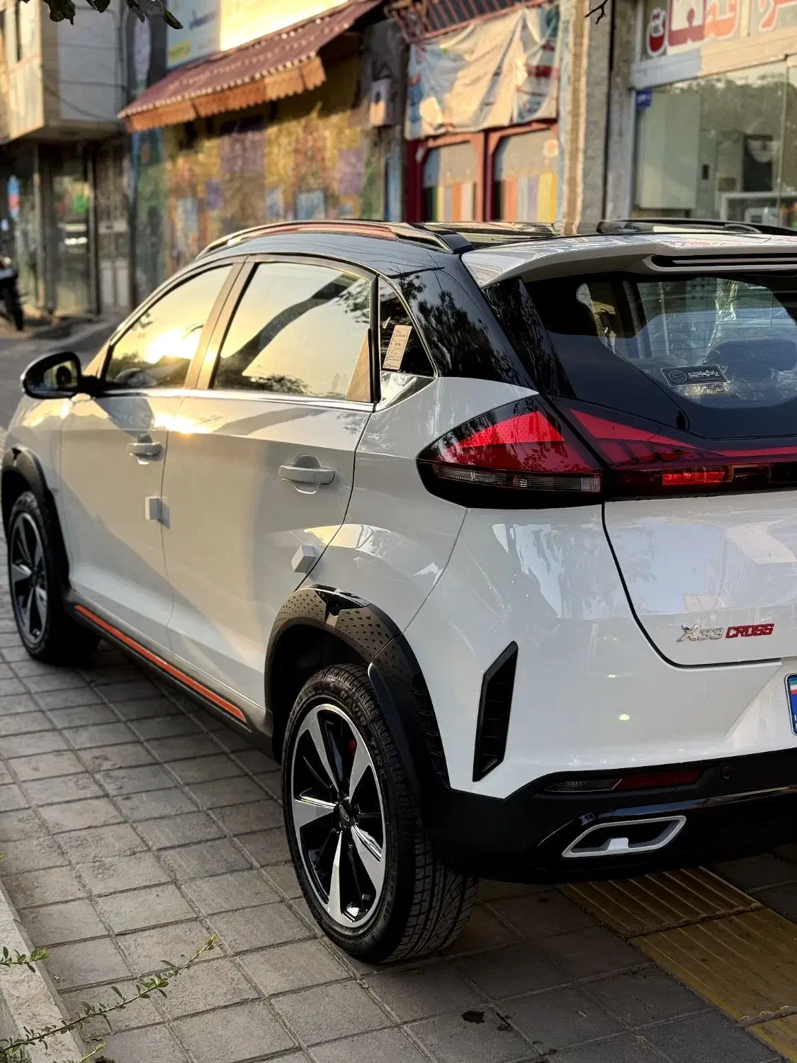 x33 کراس سفید صفر سند آزاد|خودرو سواری و وانت|مشهد, کوی المهدی|دیوار