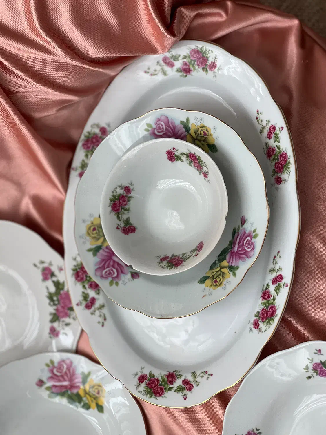 ظروف سنتی قدیمی گل سرخی|ظروف سرو و پذیرایی|تهران, خواجه نظام الملک|دیوار