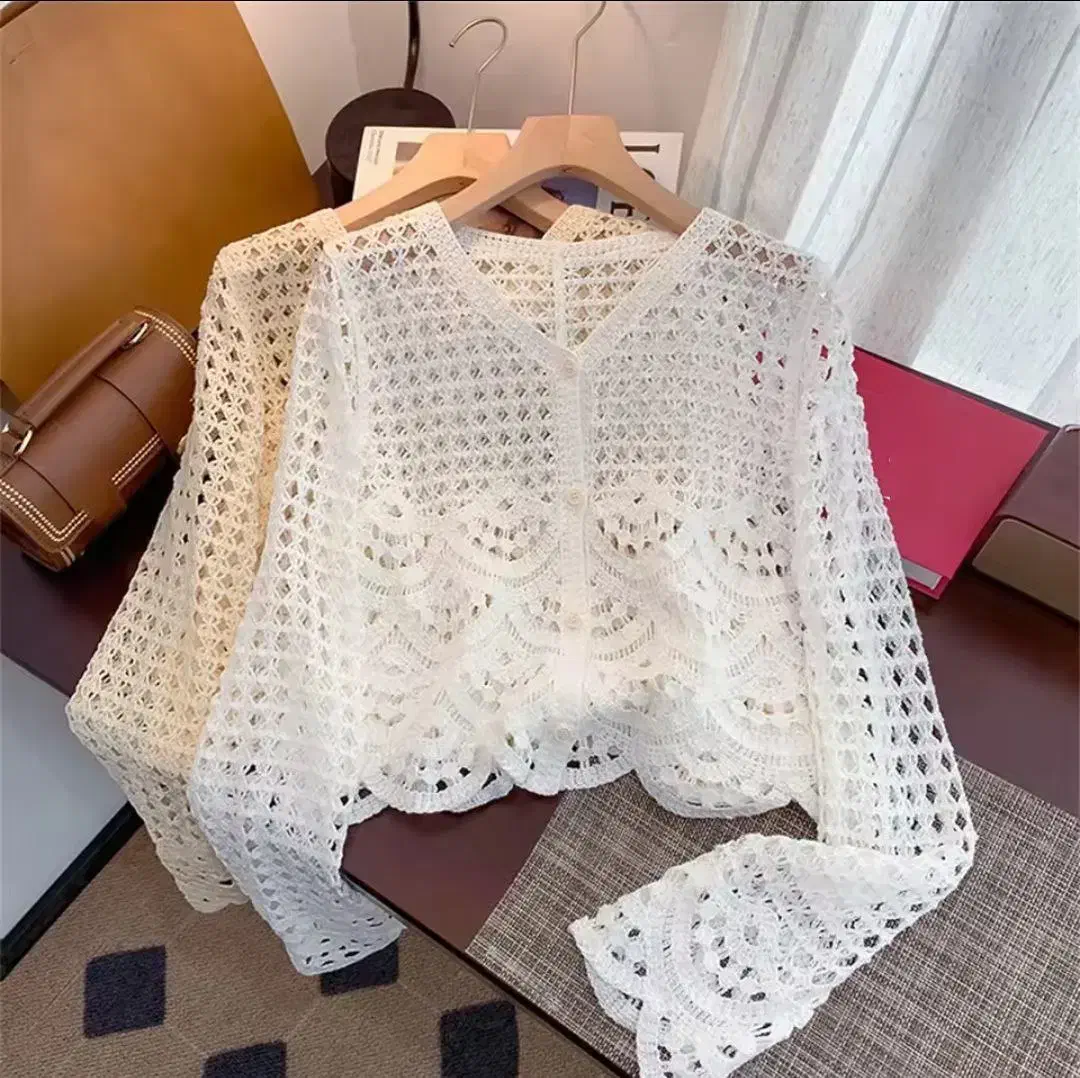 نیازمنده فروشنده خانم|استخدام بازاریابی و فروش|نیشابور, دارایی|دیوار