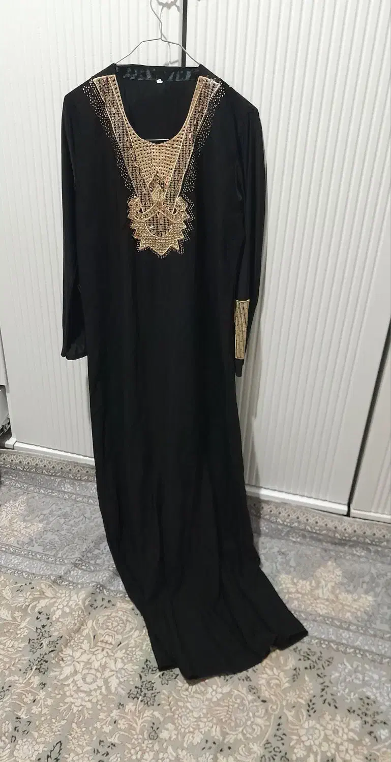 مانتو عربی|لباس|قم, نیروگاه|دیوار