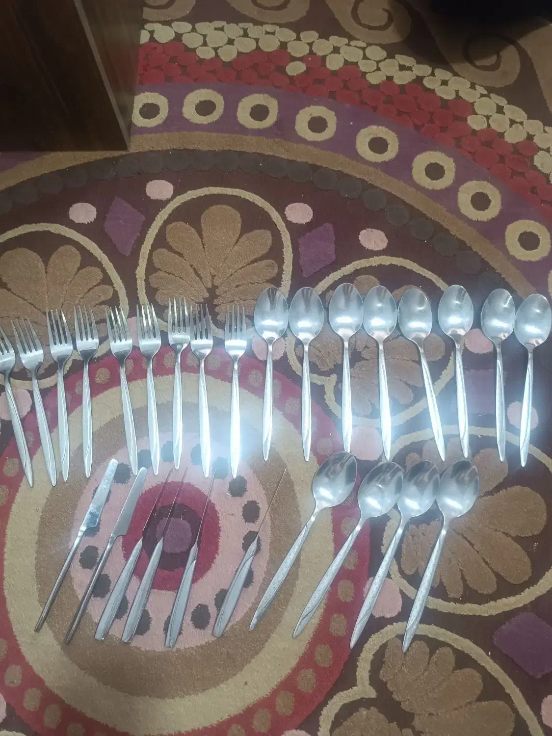 تعداد زیادی قاشق چنگال(پرند هستم)|ظروف سرو و پذیرایی|تهران, تهرانپارس غربی|دیوار