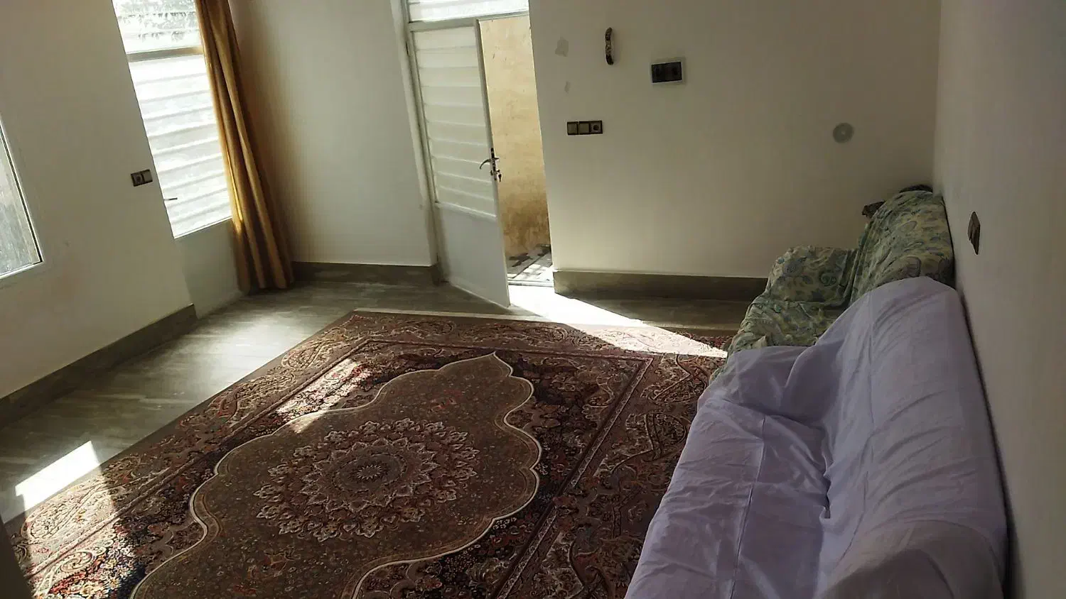 سوییت و ویلا در نیاسر|اجارهٔ کوتاه‌مدت ویلا و باغ|نیاسر, |دیوار