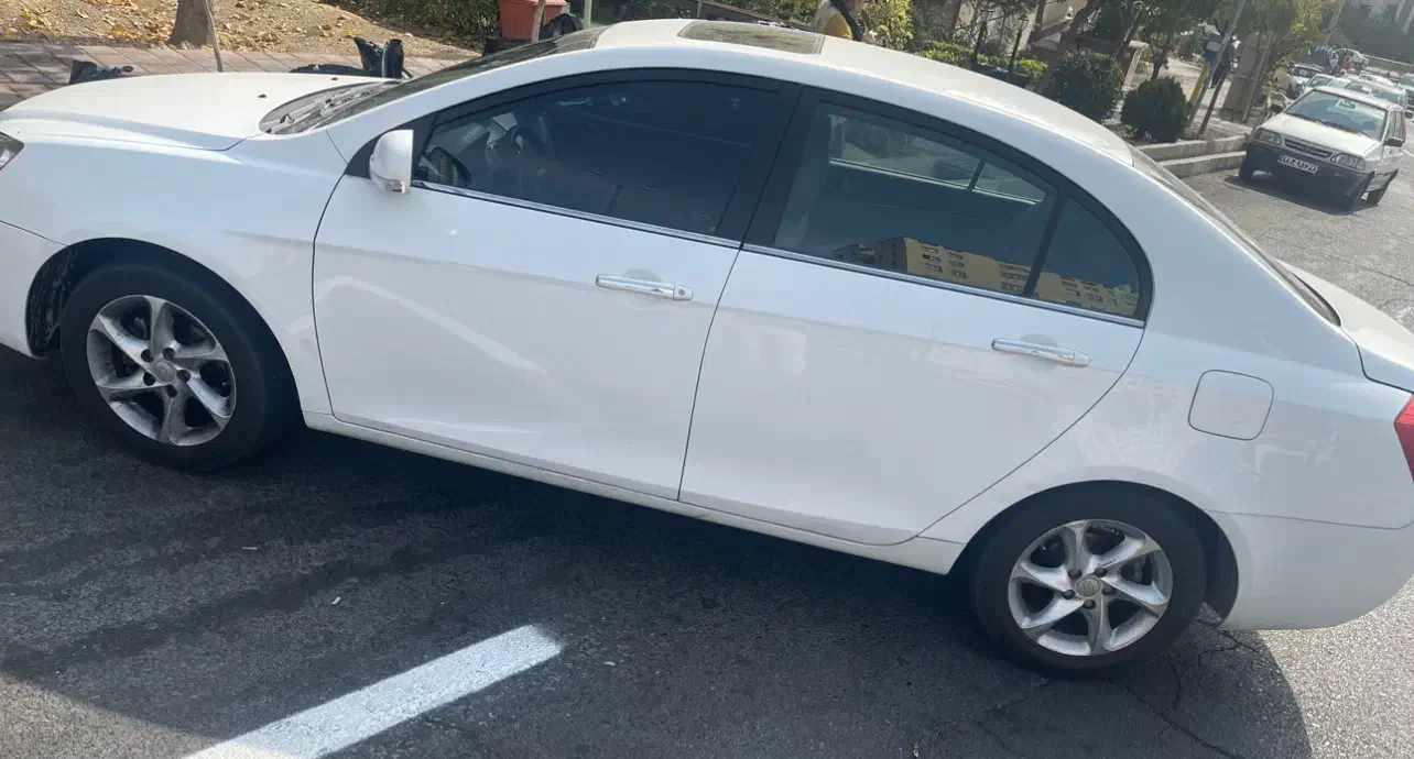 جیلی امگرند ۷ اتومات|خودرو سواری و وانت|تهران, گلستان (شهرک راه آهن)|دیوار