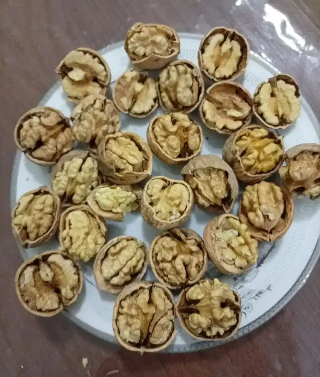 گردو کاغذی مغز پر و سفید|خوردنی و آشامیدنی|سجاس رود, |دیوار