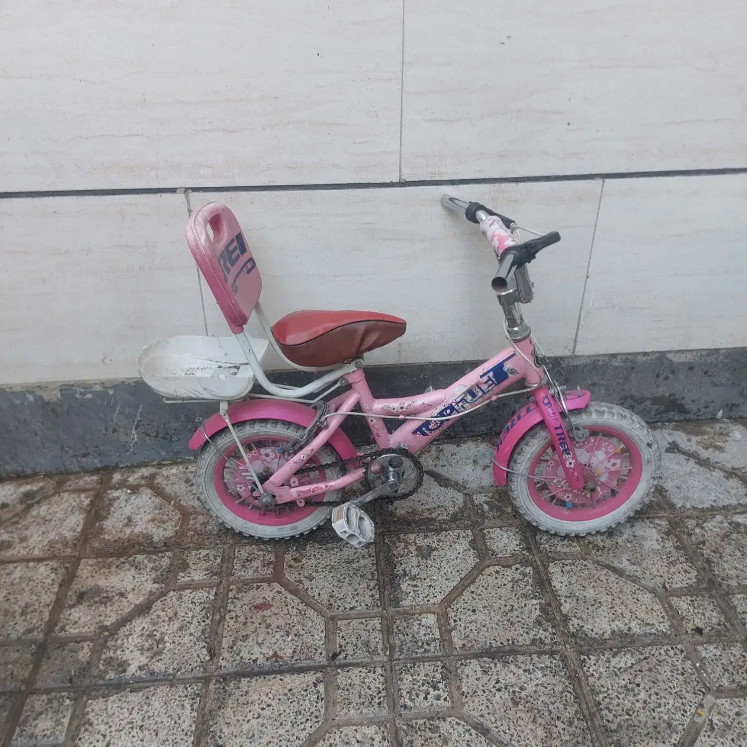 دوچرخه ۱۲ لاستیک عقب خرابه|دوچرخه، اسکیت، اسکوتر|محمدشهر, محمدشهر|دیوار