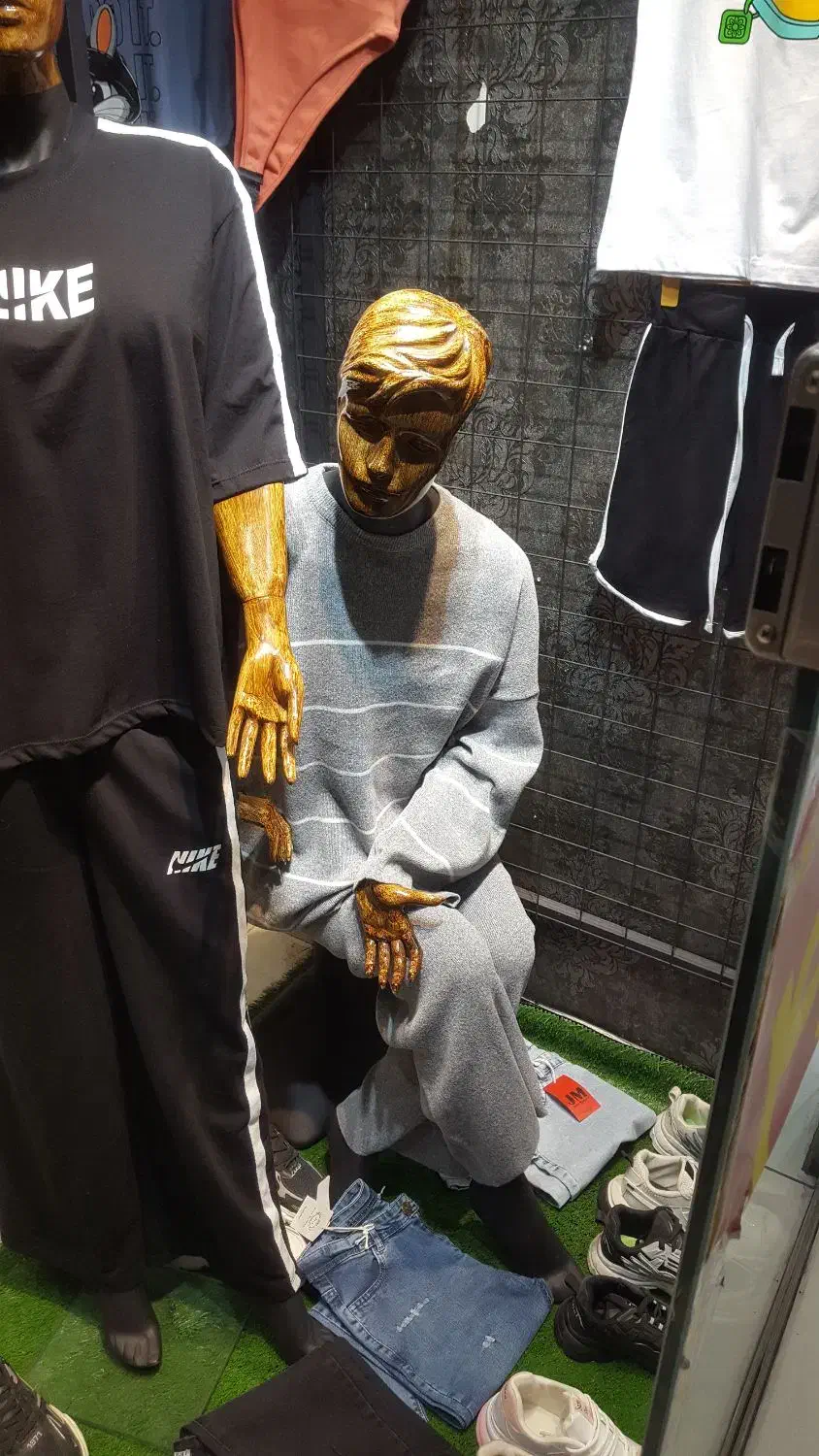 مانکن میز پیشخوان چوب رختی|فروشگاه و مغازه|تبریز, |دیوار