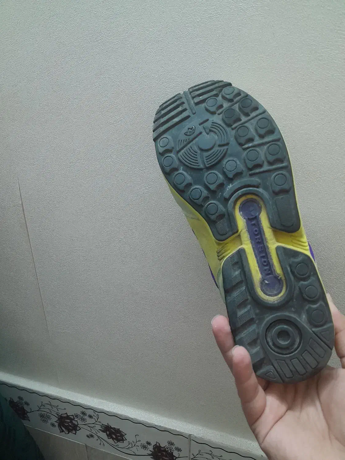 کتونی zx 8000|کیف، کفش، کمربند|نسیم‌شهر, |دیوار