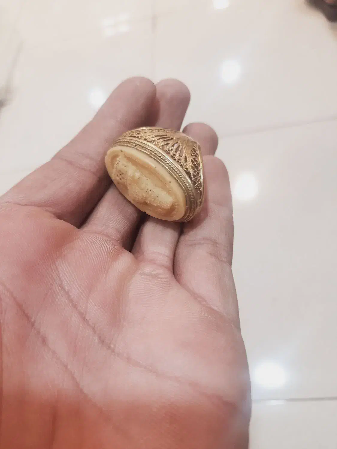 انگشتر|جواهرات|یاسوج, |دیوار