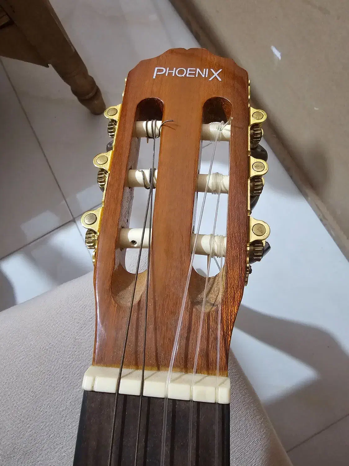 گیتار فونیکس در حد نو به شرط کارشناسی|گیتار، بیس، امپلیفایر|نظرآباد, رسالت|دیوار