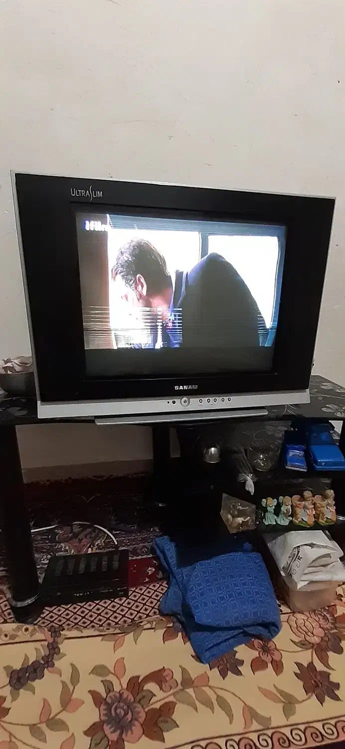 تلویزیون|تلویزیون و پروژکتور|ساوه, |دیوار