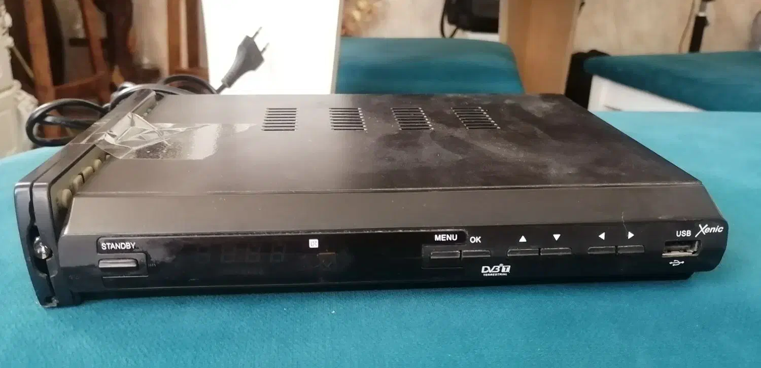 گیرنده دیجیتال|صوتی و تصویری|شیراز, محراب|دیوار