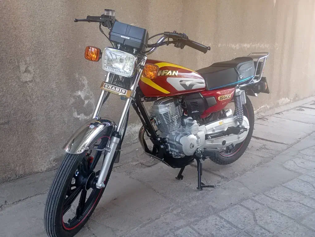 موتور لیفان ۱۵۰ مدل ۱۴۰۴|موتورسیکلت|بردسیر, |دیوار