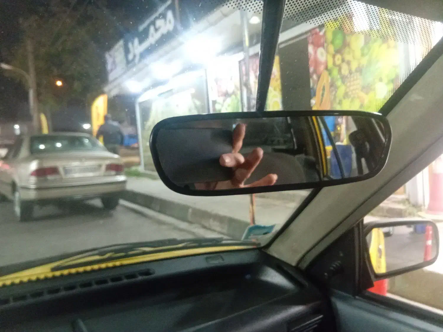 آینه پیکانی مدل ۱۳۵۸ سالم،سالم،درحد نو|قطعات یدکی و لوازم جانبی|رشت, نخودچر|دیوار