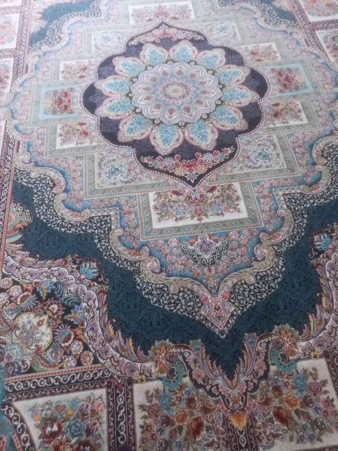 یک جفت فرش ۷۰۰شانه حوض نقره سرمه ای|فرش|ورامین, ورامین|دیوار