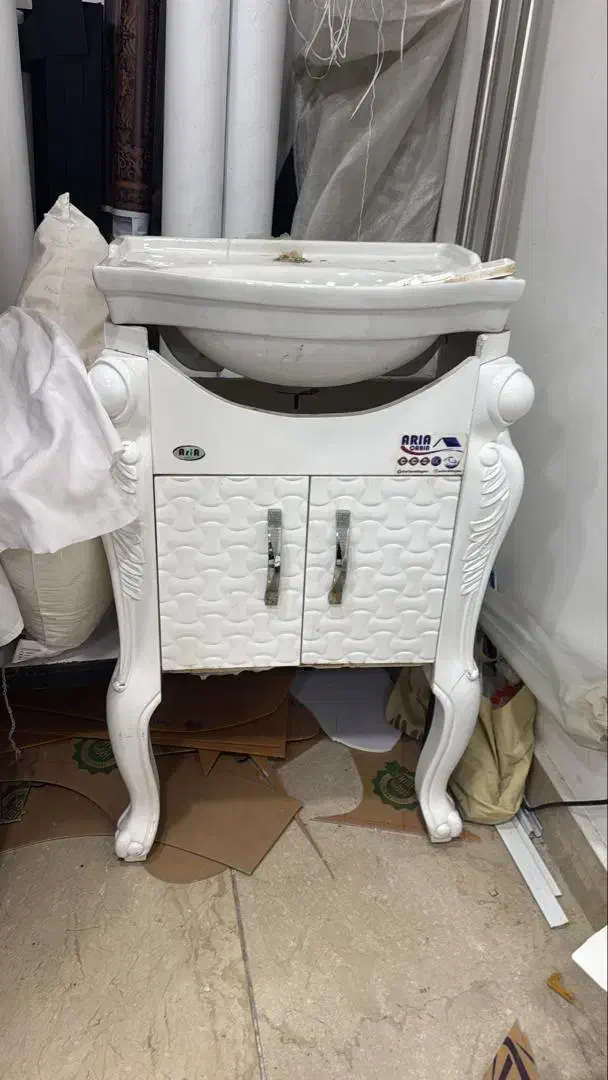 روشویی و کابینت|لوازم سرویس بهداشتی|کیش, |دیوار