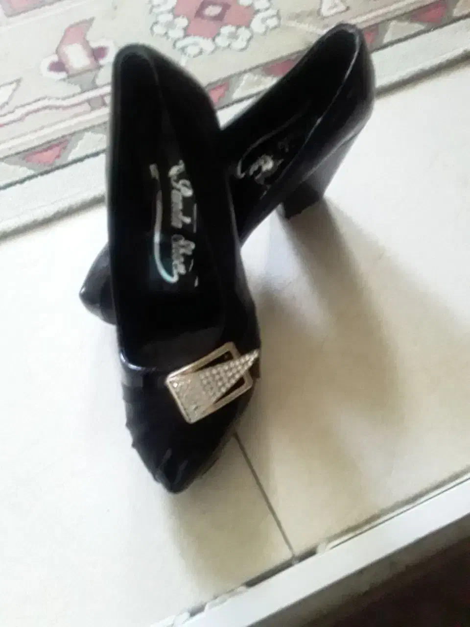 کفش مجلسی|کیف، کفش، کمربند|فردیس, نیروگاه برق|دیوار