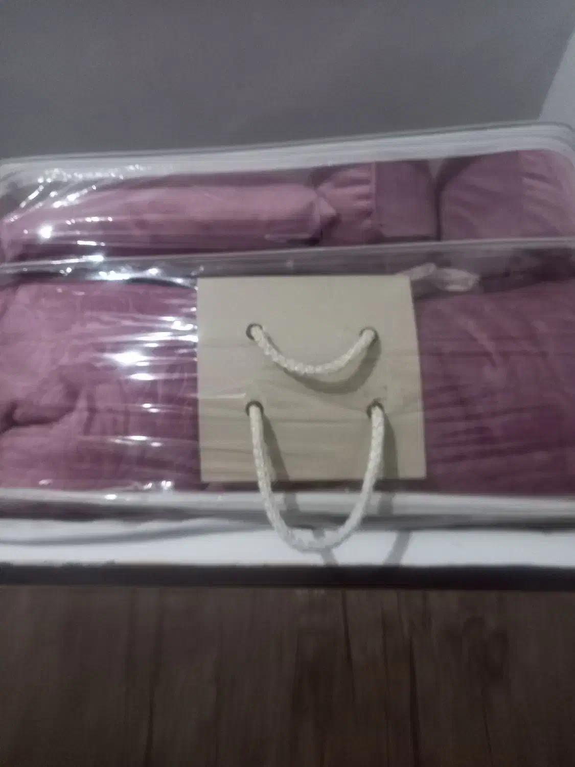 پتو نرمین|رختخواب، بالش، پتو|کاشان, کشاورز|دیوار