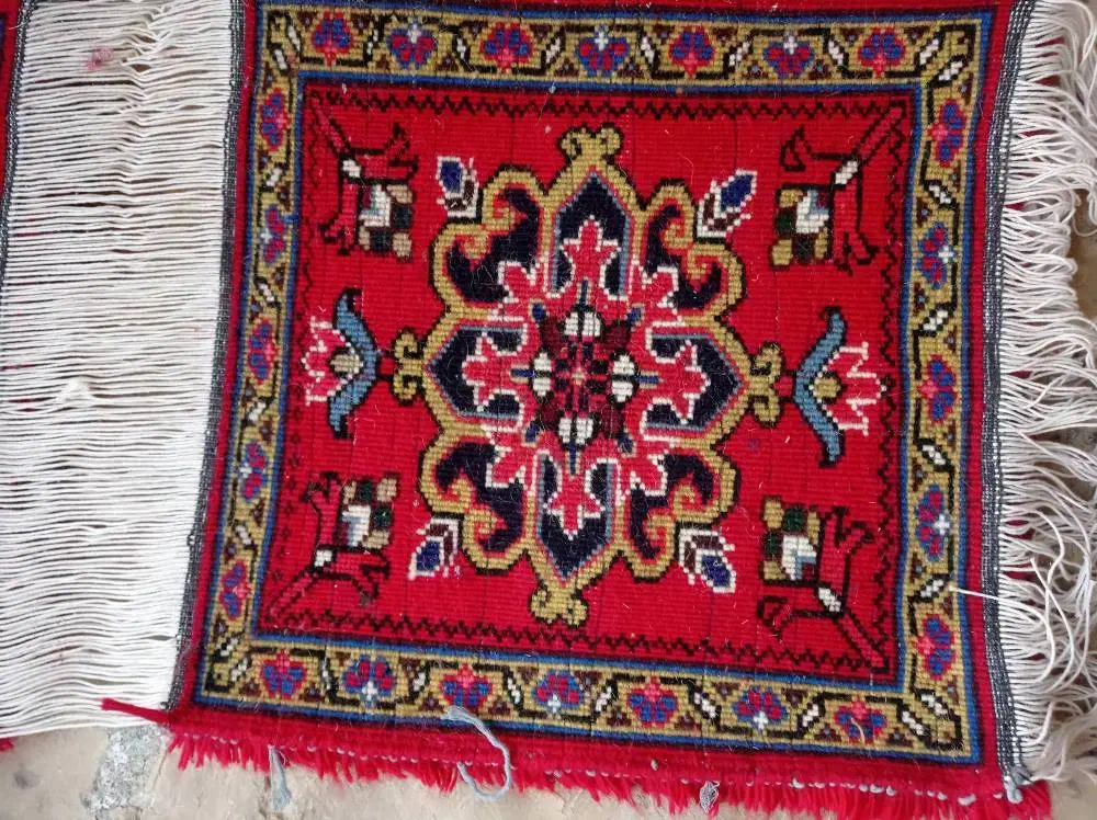 فرش صندلی|پادری|تبریز, |دیوار