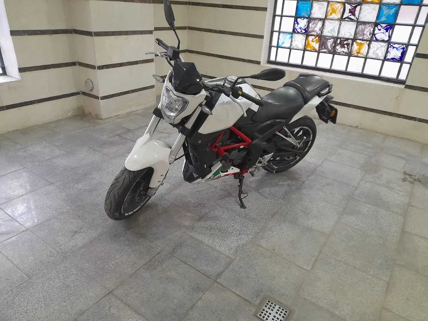 بنلی ۲۵۰ تک کم کار|موتورسیکلت|کرج, عظیمیه|دیوار