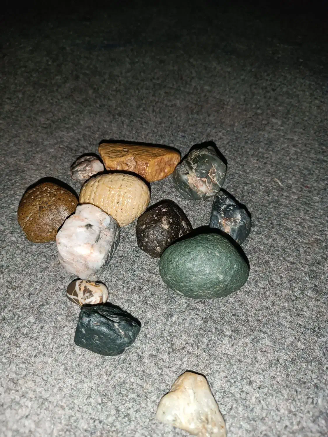 تعداد سنگ|کلکسیون اشیاء عتیقه|میناب, |دیوار