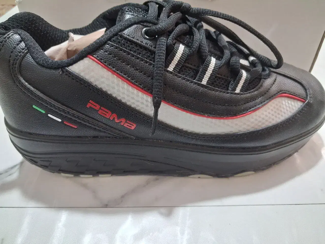 کتانی|کیف، کفش، کمربند|قم, عمار یاسر|دیوار