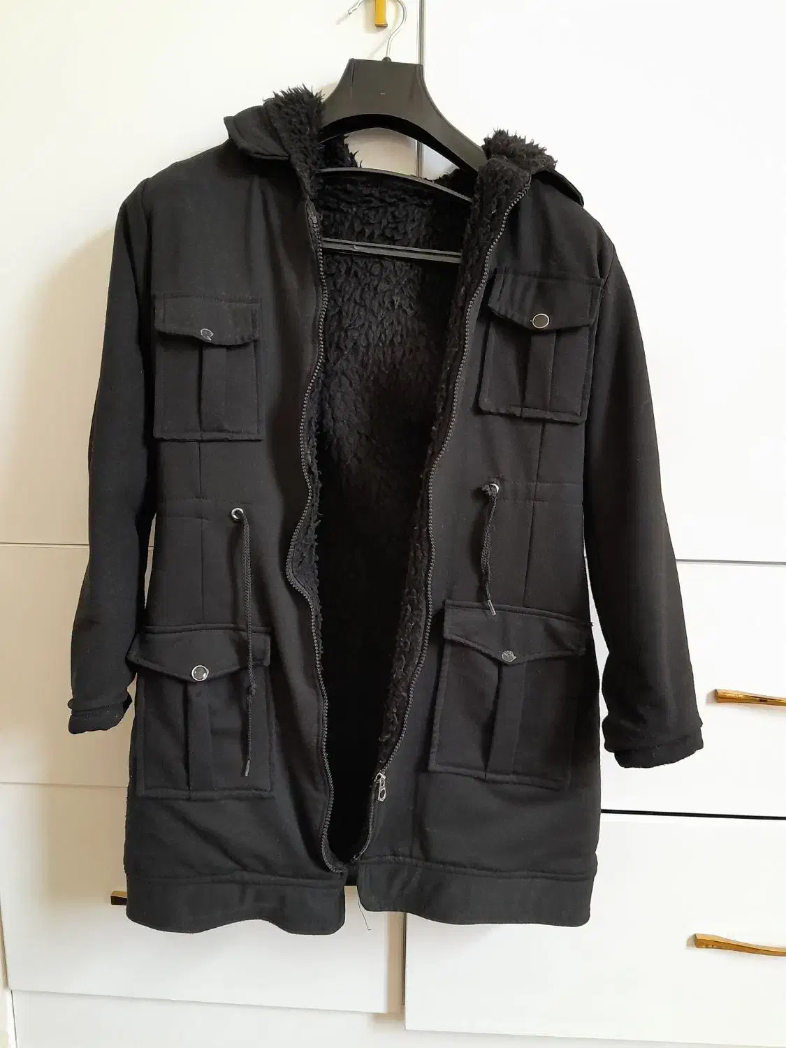 تعدادی مانتو وپالتو|لباس|یزد, |دیوار