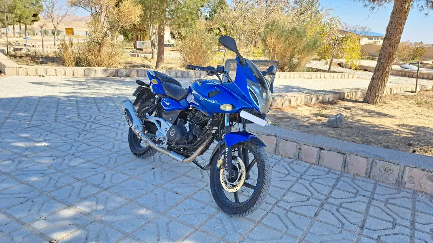 موتور پالس ۲۲۰ مدل ۹۱|موتورسیکلت|بجنورد, |دیوار