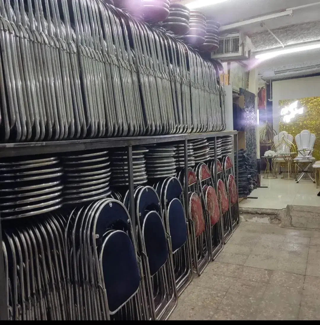 صندلی تاشو و پلاستیکی. زارع|صندلی و نیمکت|فیروزآباد (لرستان), |دیوار