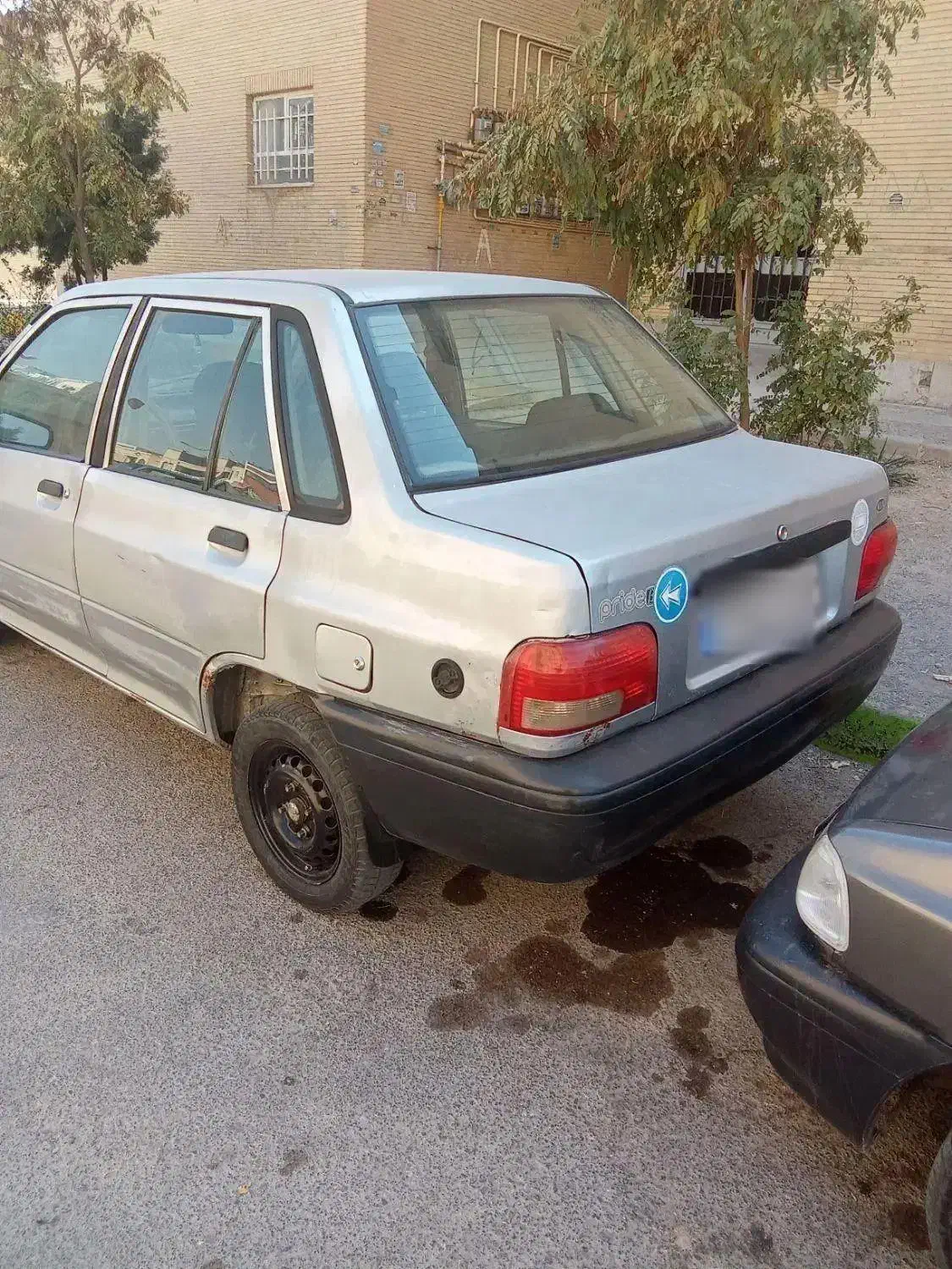 پراید مدل 82شاسی سالم|خودرو سواری و وانت|فولادشهر, B2|دیوار