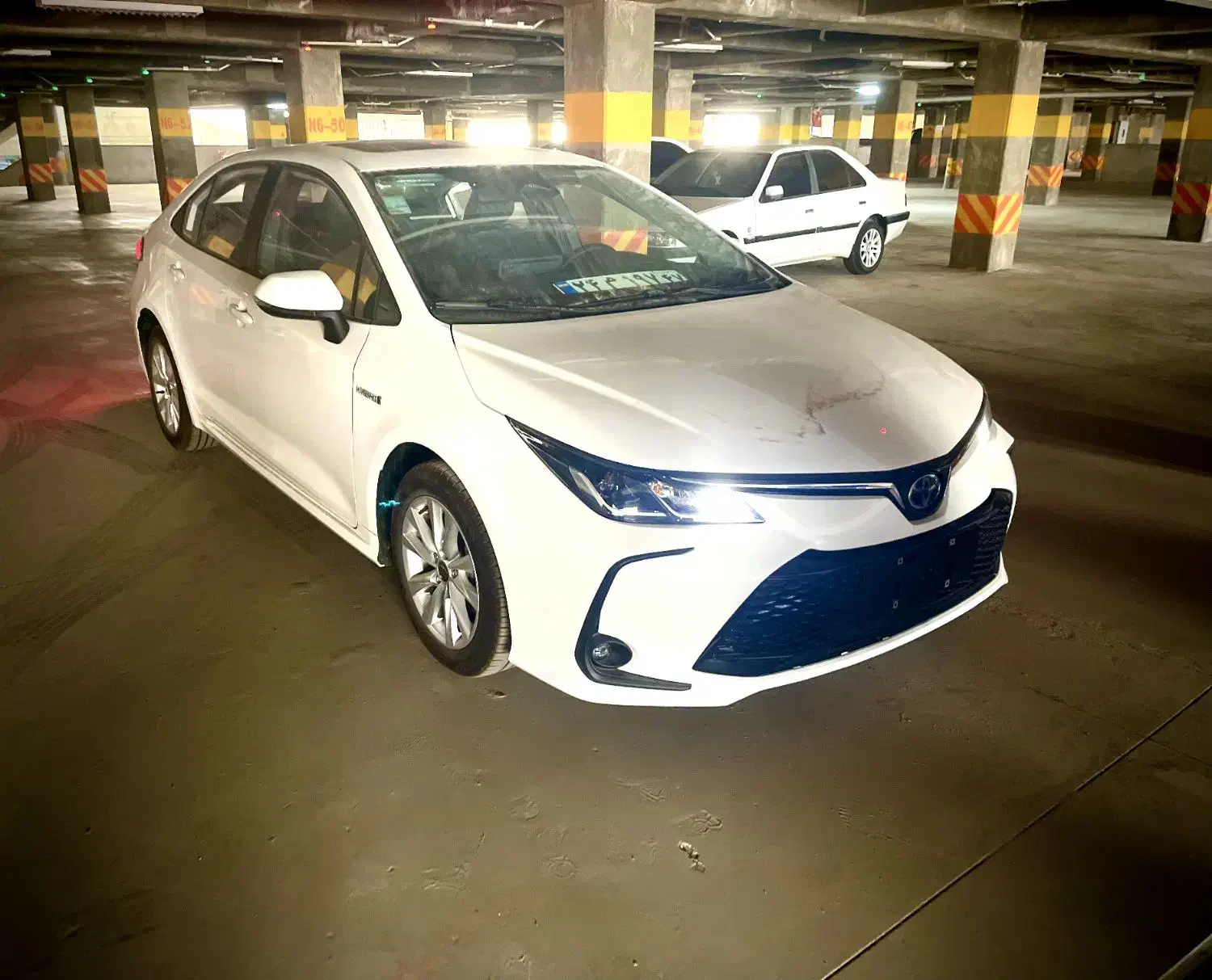 تویوتا کرولا ۱۸۰۰ هیبریدی ۲۰۲۴|خودرو سواری و وانت|تهران, بلوار کشاورز|دیوار