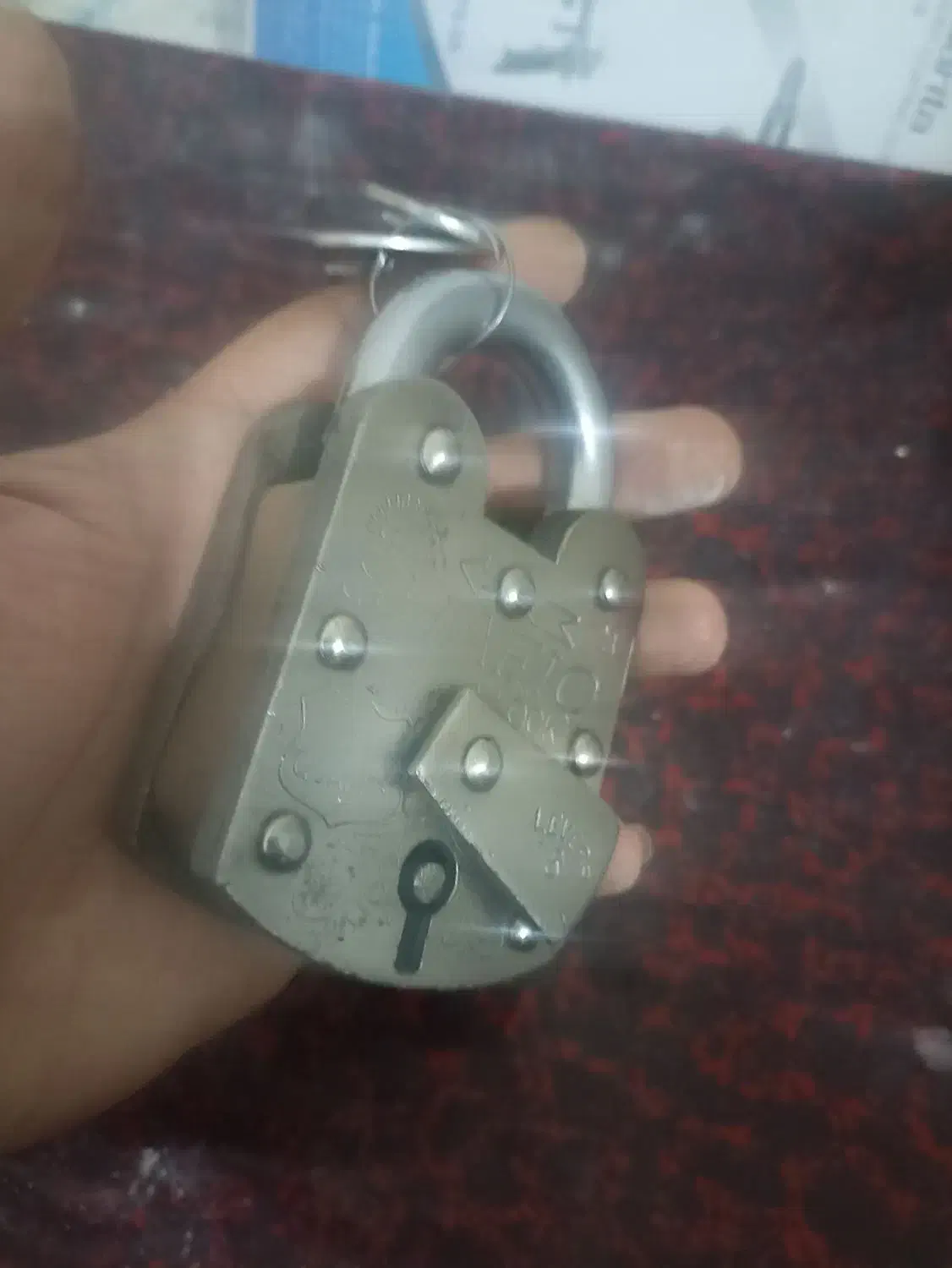 قفل|کلکسیون اشیاء عتیقه|تربت‌حیدریه, منظر|دیوار