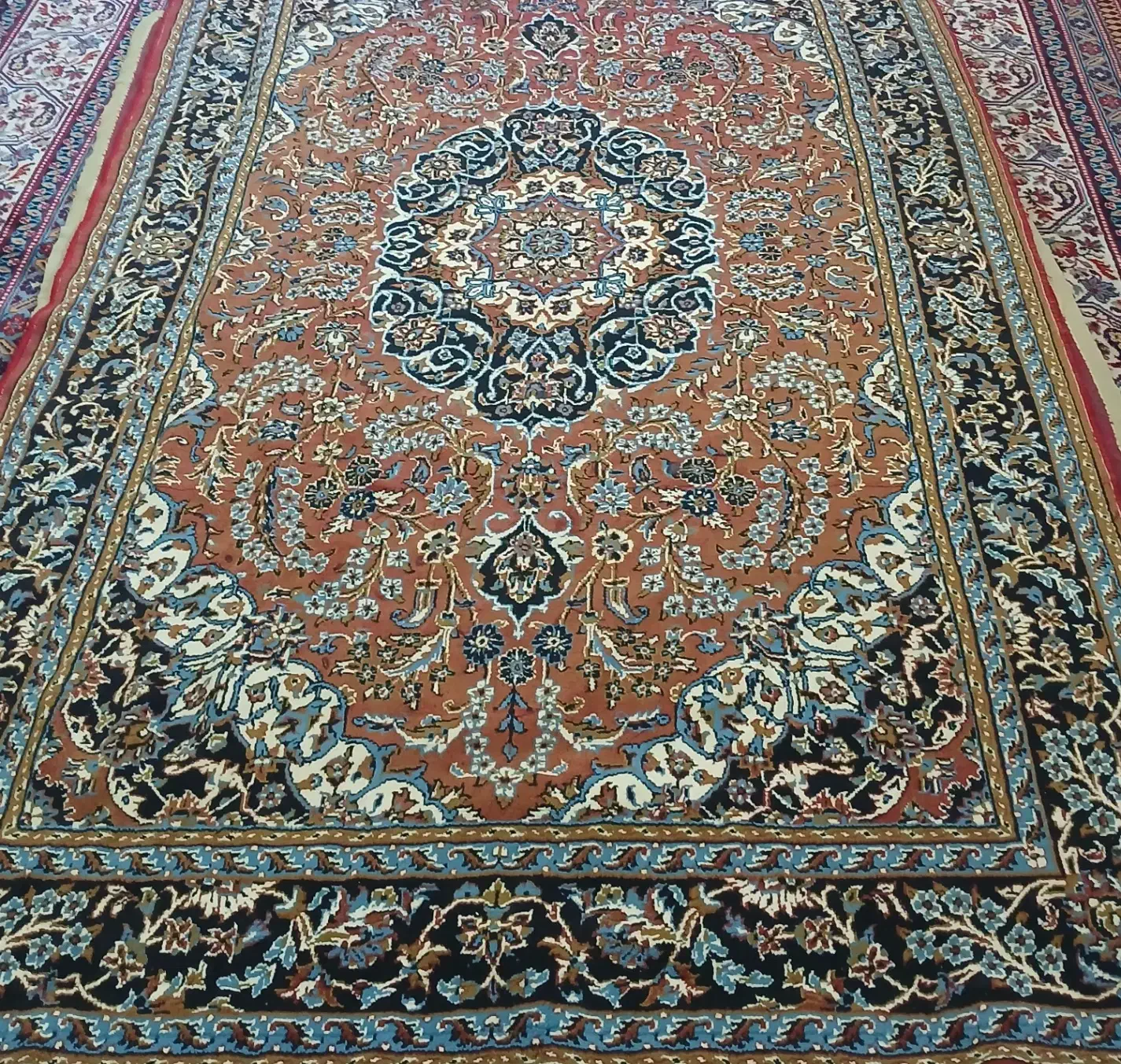 فرش ماشینی|فرش|شیراز, نصرآباد|دیوار