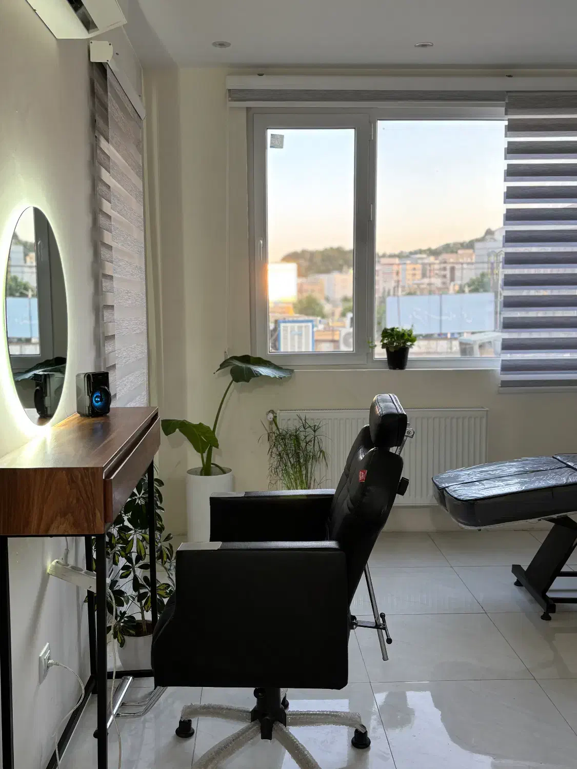 استخدام در سالن زیبایی|استخدام درمانی، زیبایی، بهداشتی|سنندج, |دیوار