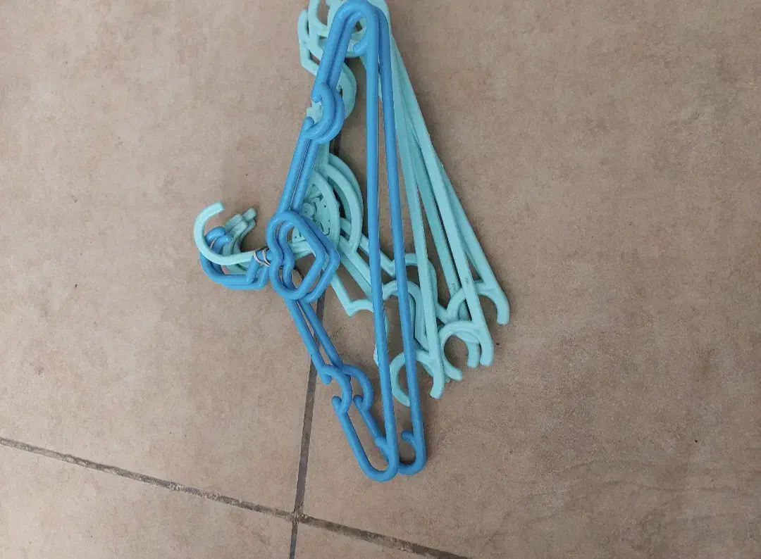 رخت آویز بلوز و شلوار|بندرخت و رخت‌آویز|مرند, |دیوار