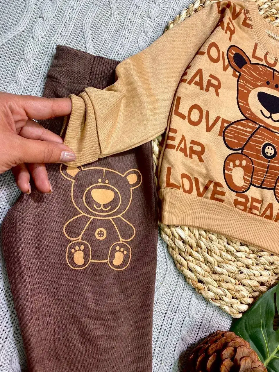 عمده تولیدی - بلوز شلوار کرم قهوه ای پسرانه|کفش و لباس بچه|گرگان, |دیوار