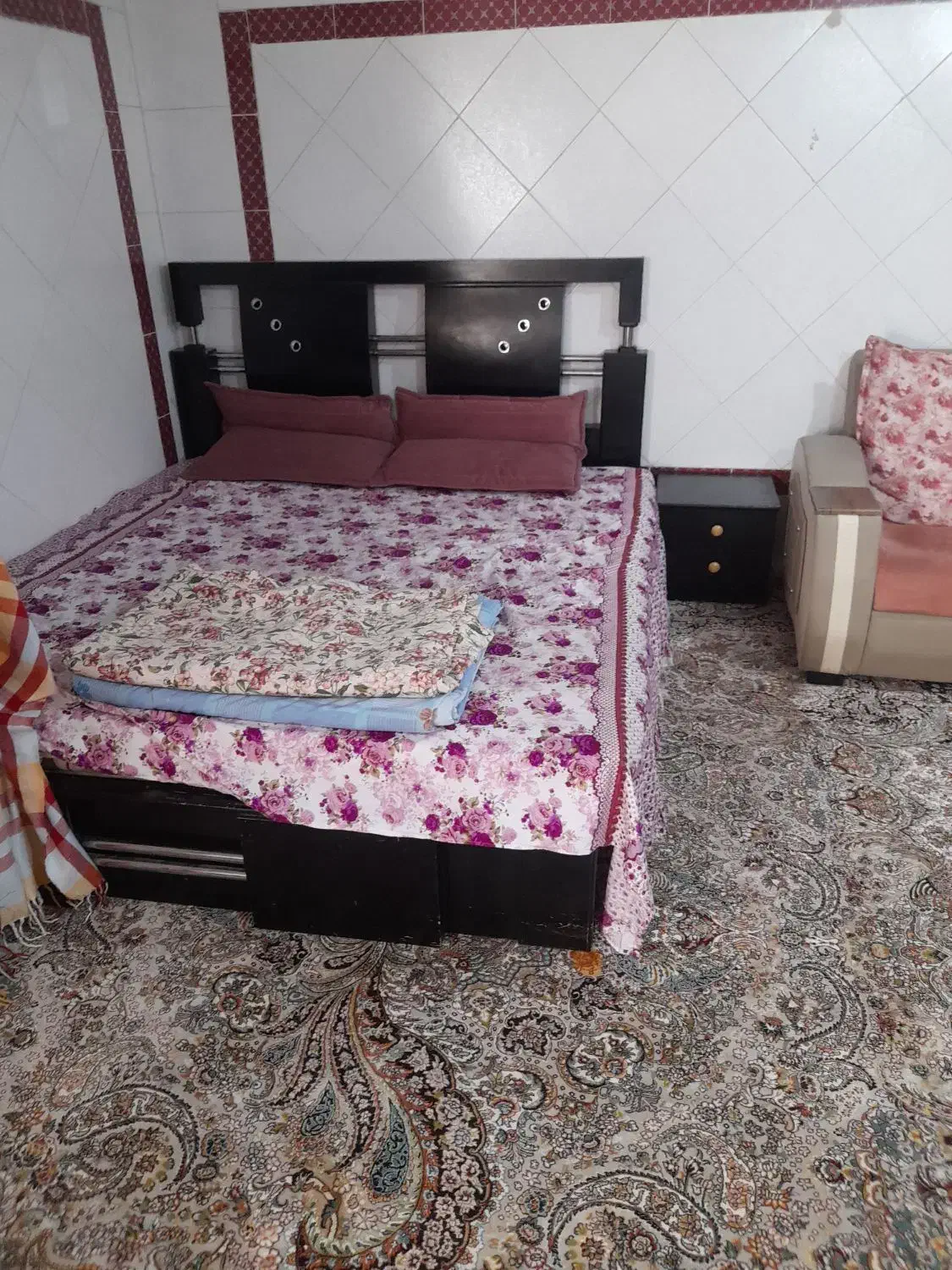 اجاره روزانه/هفتگی/ آپارتمان ۴۰ متری|اجارهٔ کوتاهمدت آپارتمان و سوئیت|نجفآباد, باغ ملی|دیوار