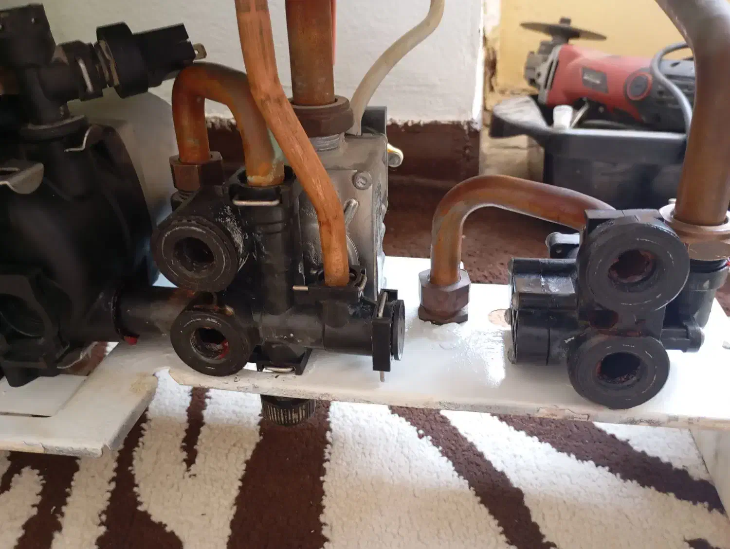 تعمیر تخصصی و پکیج ایران رادیاتور و بوتان|خدمات پیشه و مهارت|بوشهر, |دیوار