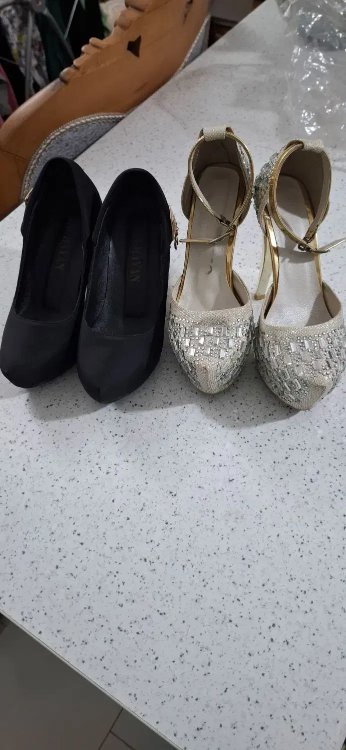 ۲ عدد کفش مجلسی کاملا در حد نو|کیف، کفش، کمربند|اندیشه, اندیشه فاز ۲|دیوار