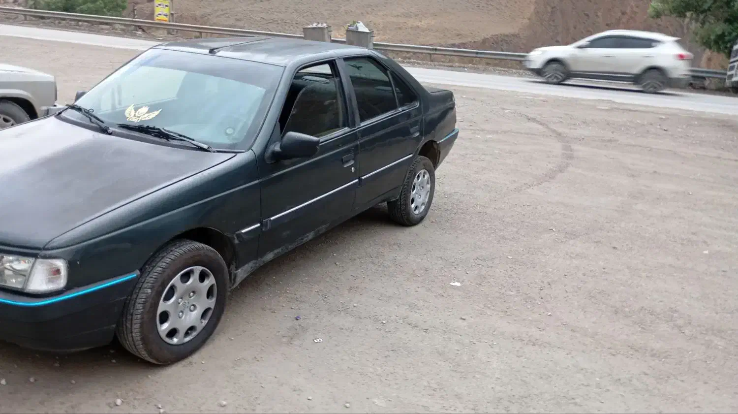 405مدل 81|خودرو سواری و وانت|فاروج, |دیوار