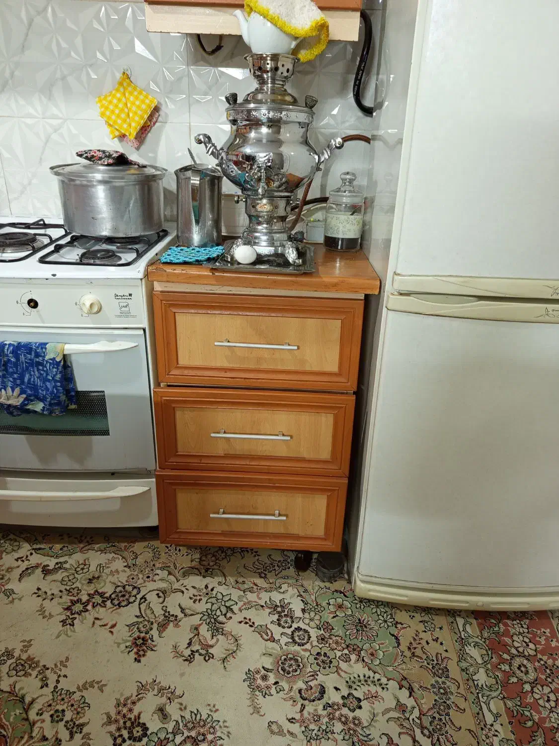 کابینت 20میلیون تومن سینگ ..جدا بفروش میرسد|مصالح و تجهیزات ساختمان|فردیس, قریشی|دیوار