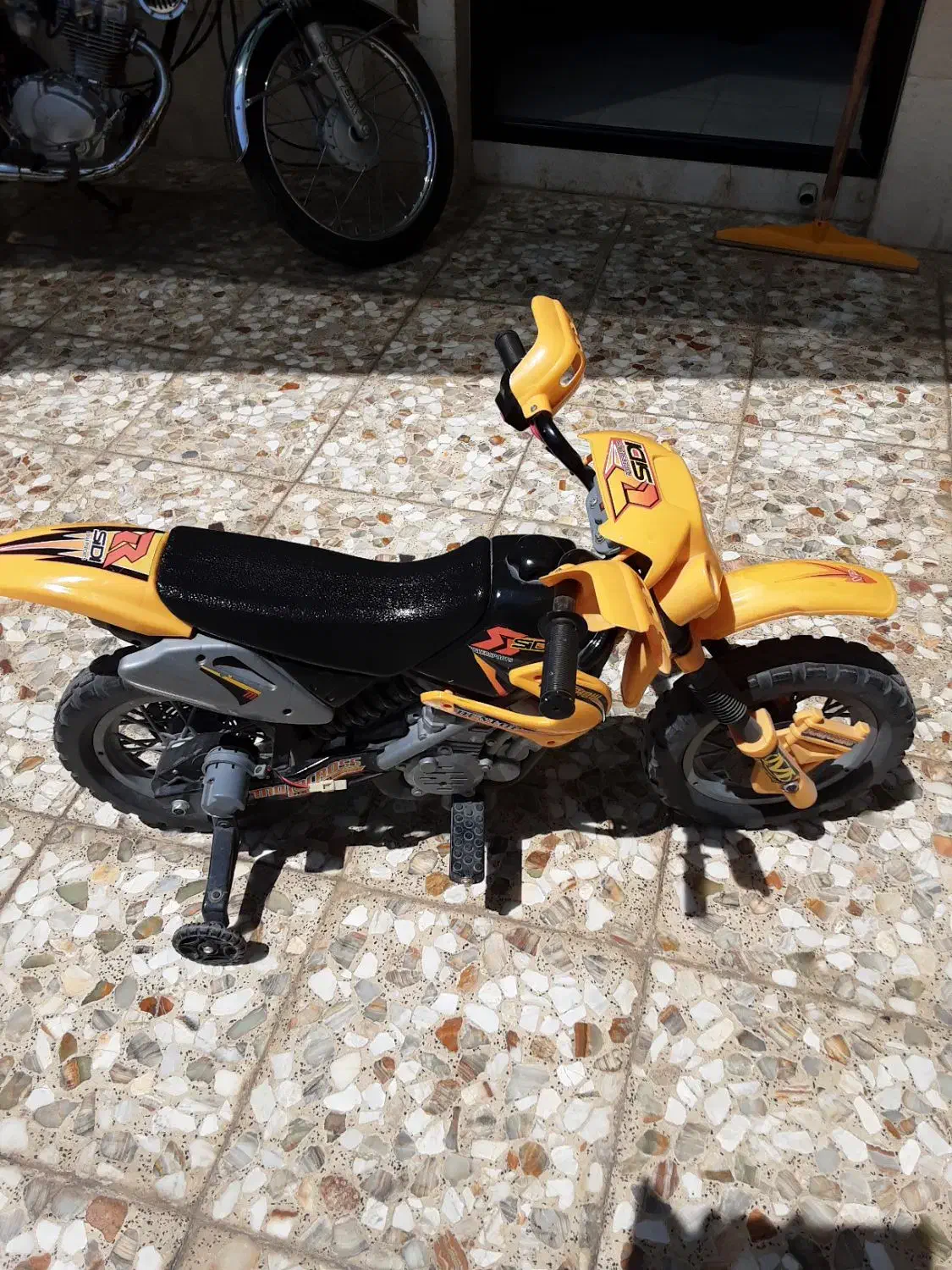 موتور شارژی سالم|اسباب‌‌بازی|اصفهان, احمدآباد|دیوار