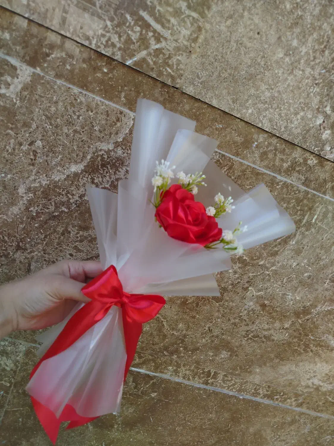 رز روبانی|گل مصنوعی|ارومیه, |دیوار