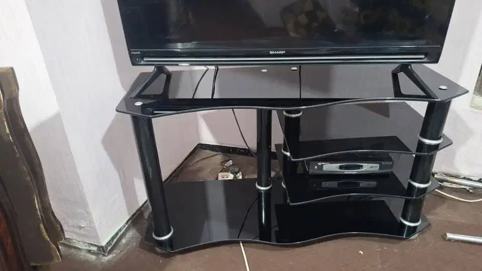 فروش زیر تلویزیونی|میز تلویزیون|شیراز, شهرک مطهری|دیوار