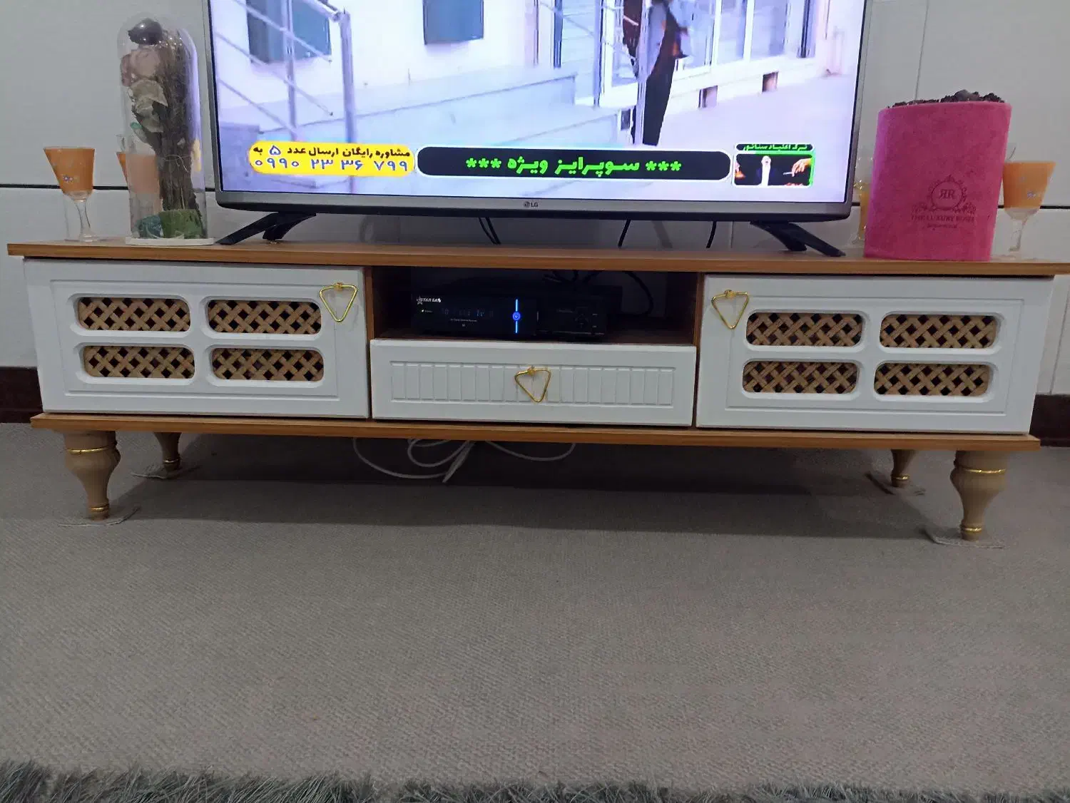 زیر تلویزیون نو بدون خط و خش|میز تلویزیون|بهبهان, |دیوار