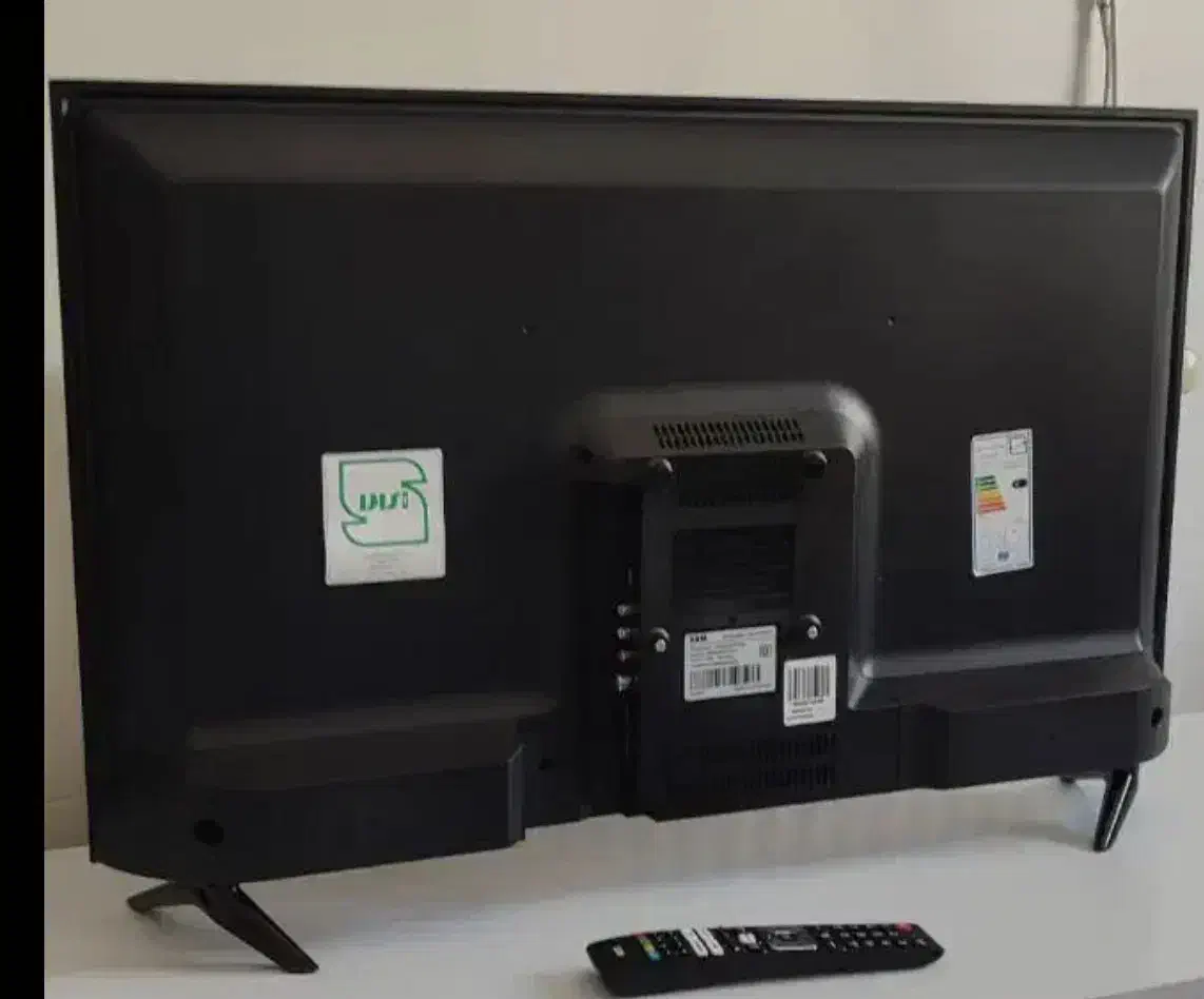 تلویزیون سام32اینچ|تلویزیون و پروژکتور|نورآباد, |دیوار